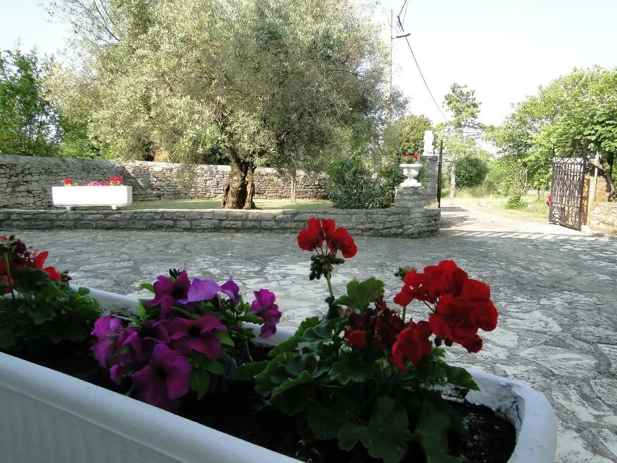 Apartments Villa Maran Umag 0*,