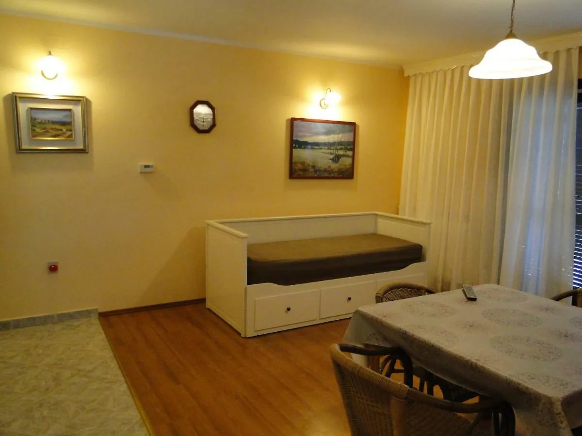 Apartments Villa Maran Umag