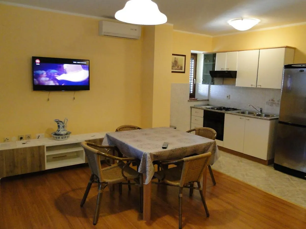 Apartments Villa Maran Umag